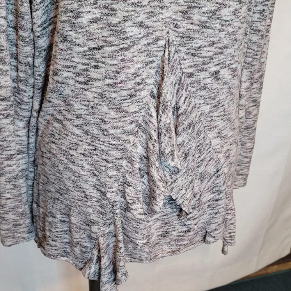 Knox Rose Gray Long Sleeve Open Cardigan Size Small